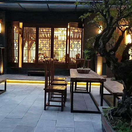 Zhuangse Chengdu Youth Hostel Exterior photo